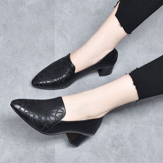 Soft Leather Embroidered Pumps